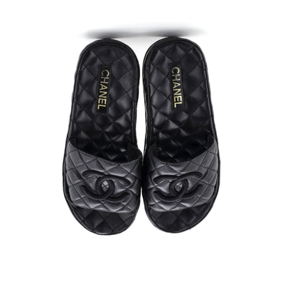 シャネル レディース CC プラットフォーム スライドサンダル キルティングレザー