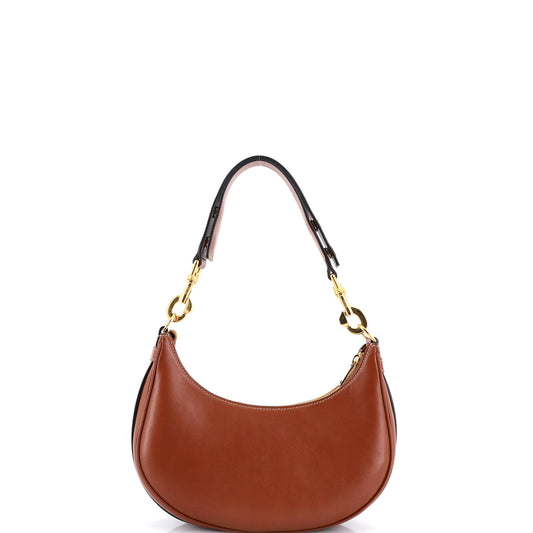 セリーヌ アヴァ ストラップバッグ レザー ミディアム