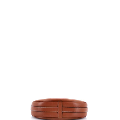 セリーヌ アヴァ ストラップバッグ レザー ミディアム