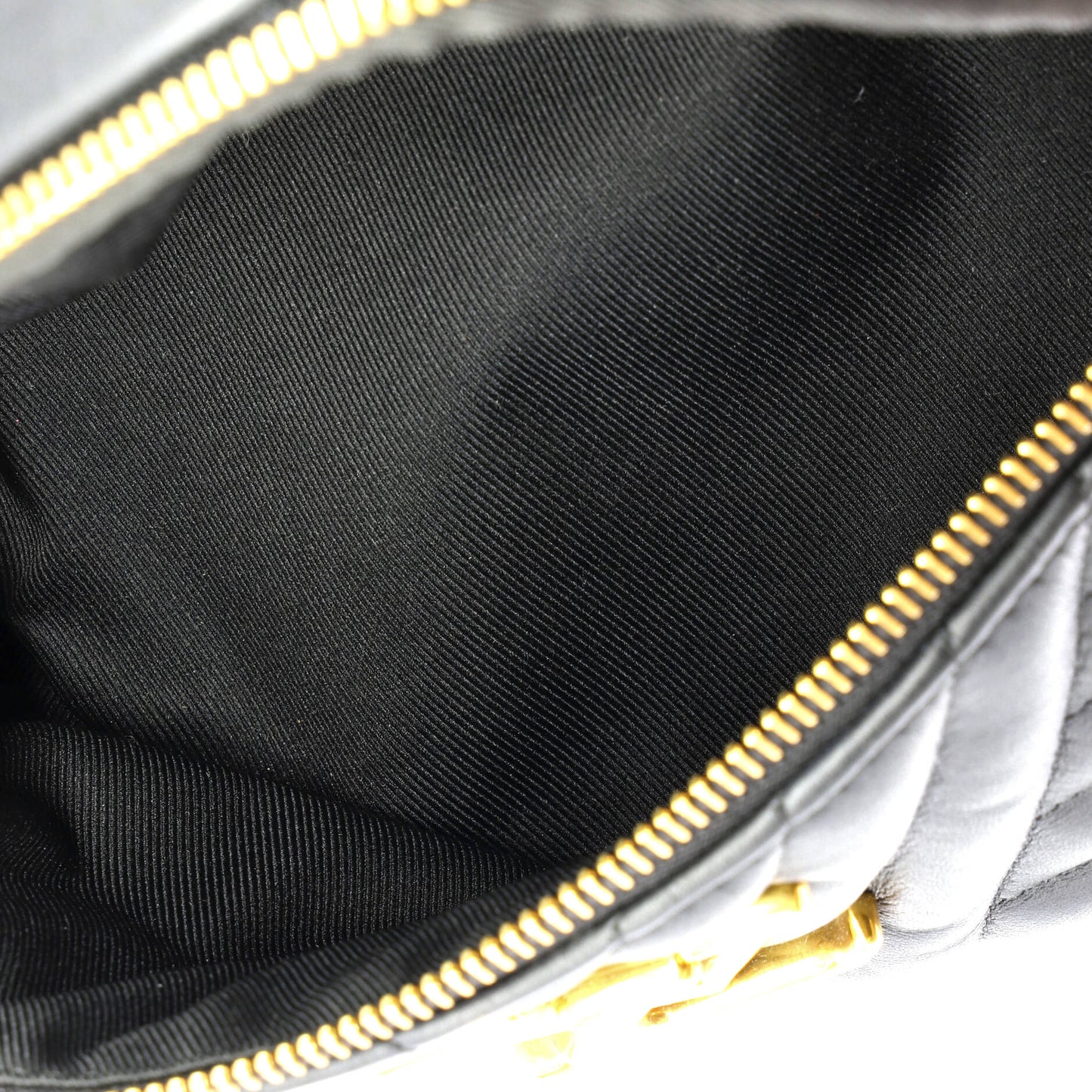 ルイ・ボタン ニューウェーブ バムバッグ キルティングレザー