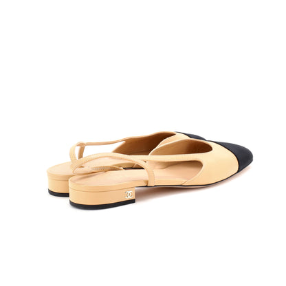 シャネル レディース キャップトゥ CC スリングバック フラットシューズ レザー