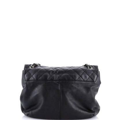 シャネル トリアノン メッセンジャーバッグ キルティングレザー ラージ