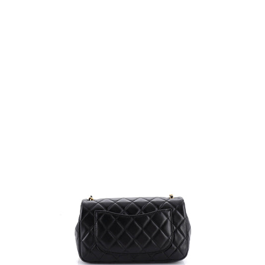 シャネル パール クラッシュ フラップバッグ キルティング ラムスキン ミニ