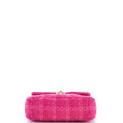 Chanel 19 フラップバッグ キルティングツイード ミディアム