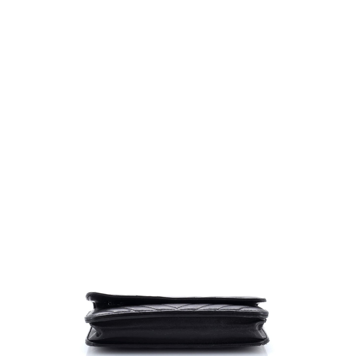 シャネル チェーンウォレット シェブロン ラムスキン