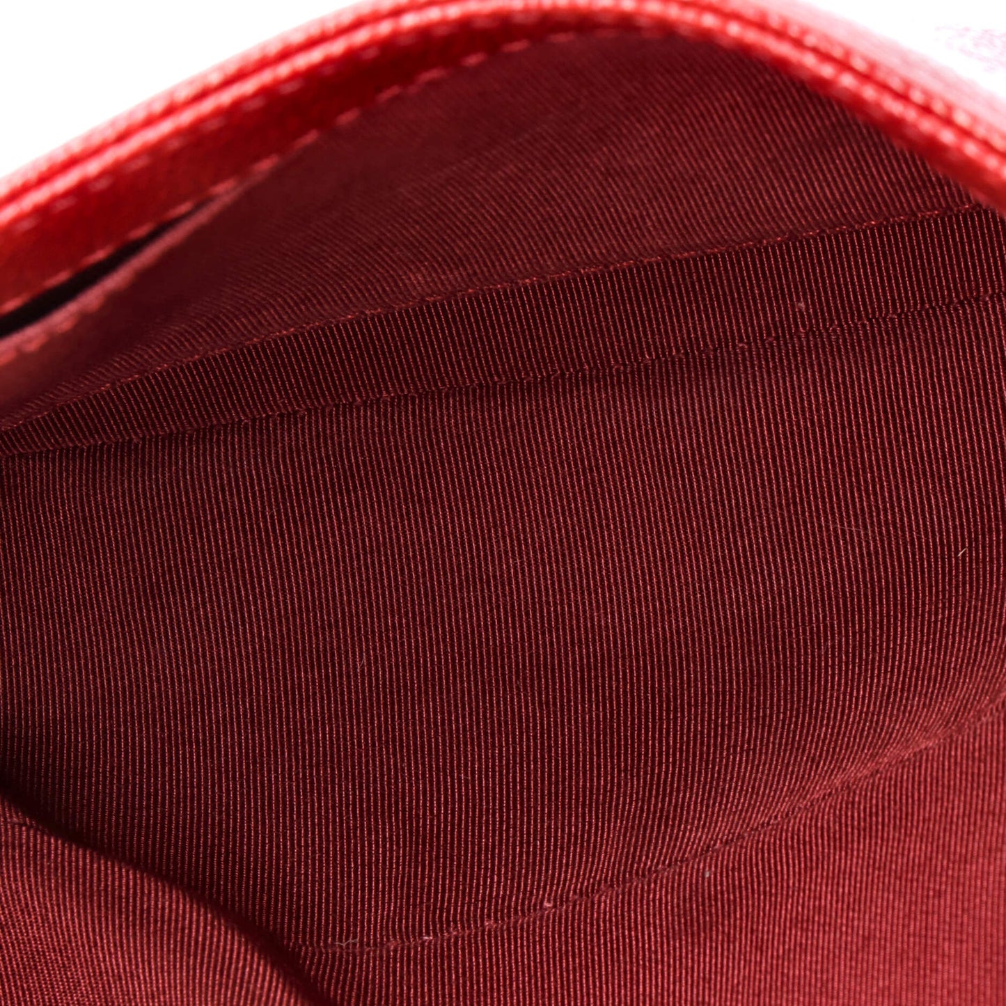 シャネル ボーイ フラップバッグ キルティング キャビア ニューミディアム