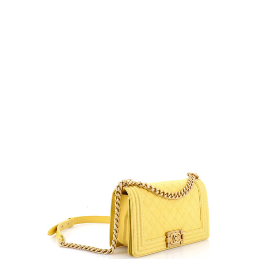 シャネル ボーイフラップバッグ キルティング カーフスキン オールドミディアム