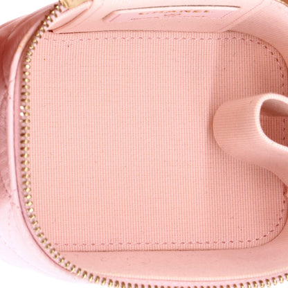 シャネル パールチェーン付きバニティケース キルティング ラムスキン ミニ