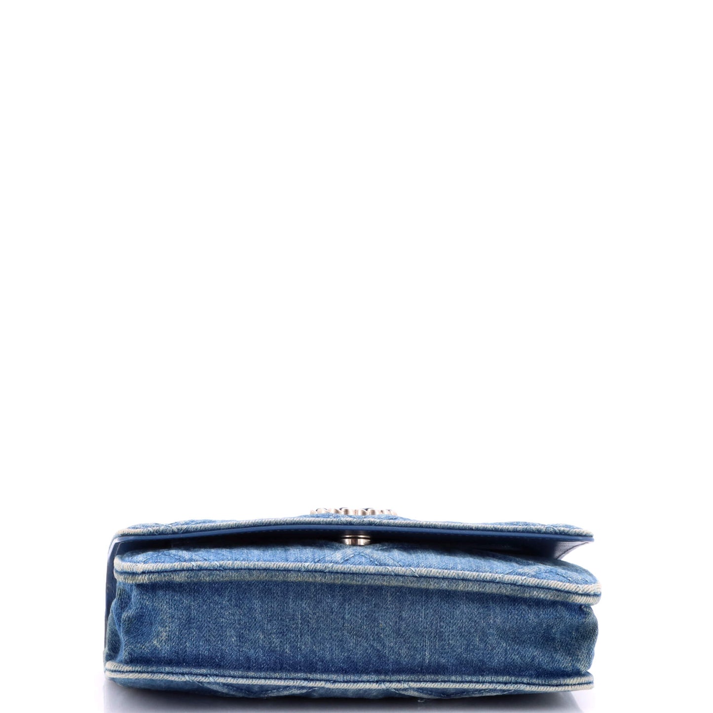 シャネル 19 ウォレット オン チェーン キルティング デニム