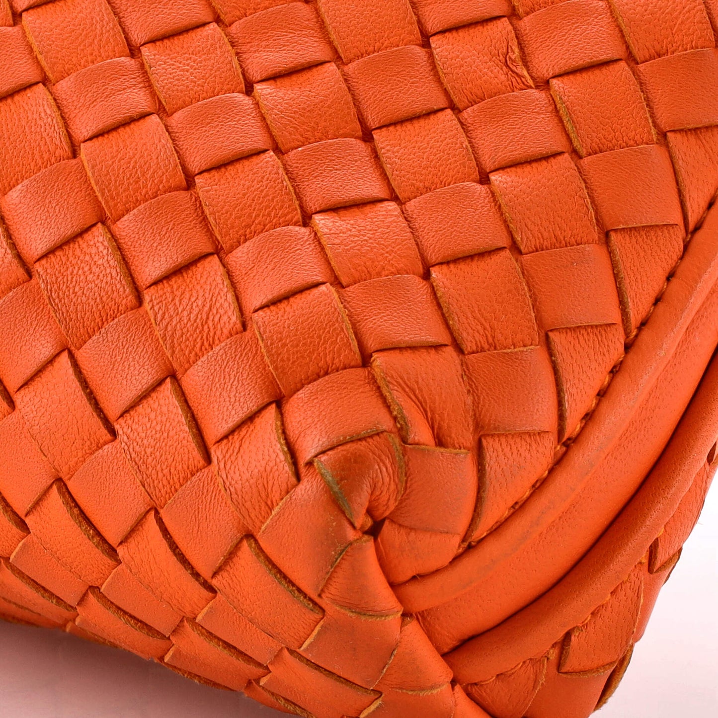 ボッテガ・ヴェネタ ノディーニ クロスボディバッグ イントレチャート ナッパ スモール