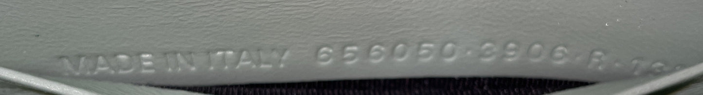 バレンシアガ アワーグラス チェーンウォレット クロコダイルエンボスレザー