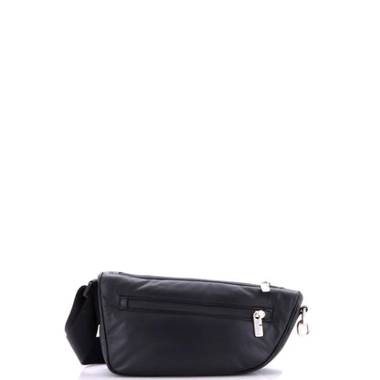 バーバリー シールド メッセンジャーバッグ レザー ミディアム