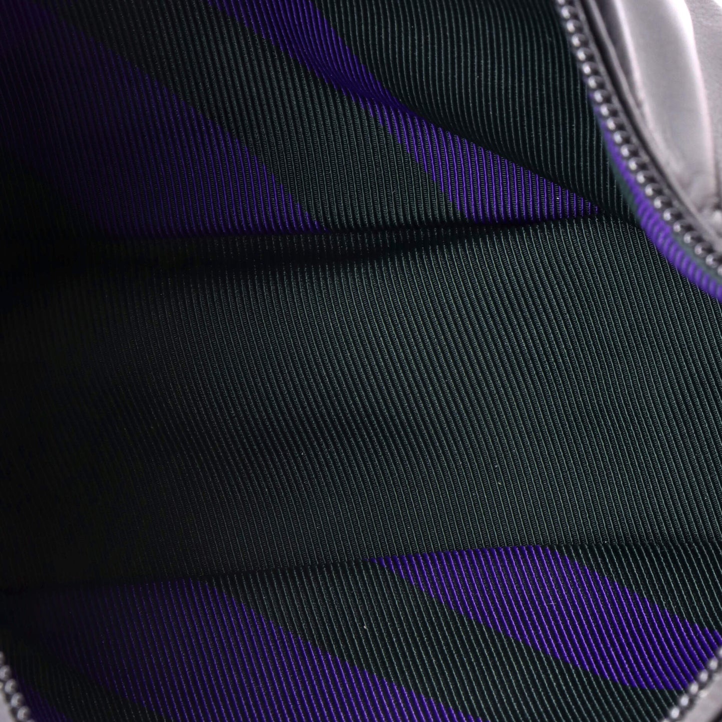 バーバリー シールド メッセンジャーバッグ レザー ミディアム