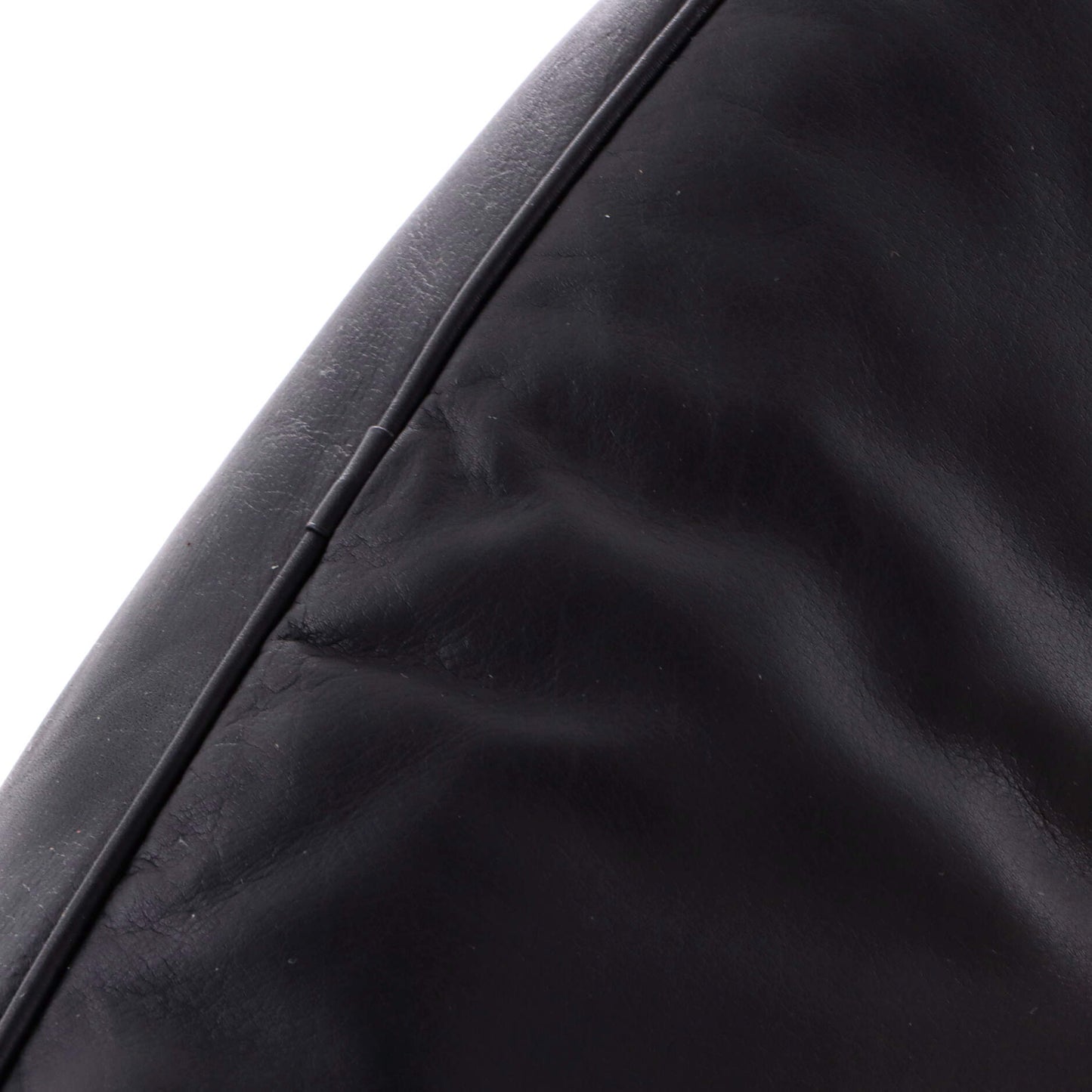 バーバリー シールド メッセンジャーバッグ レザー ミディアム