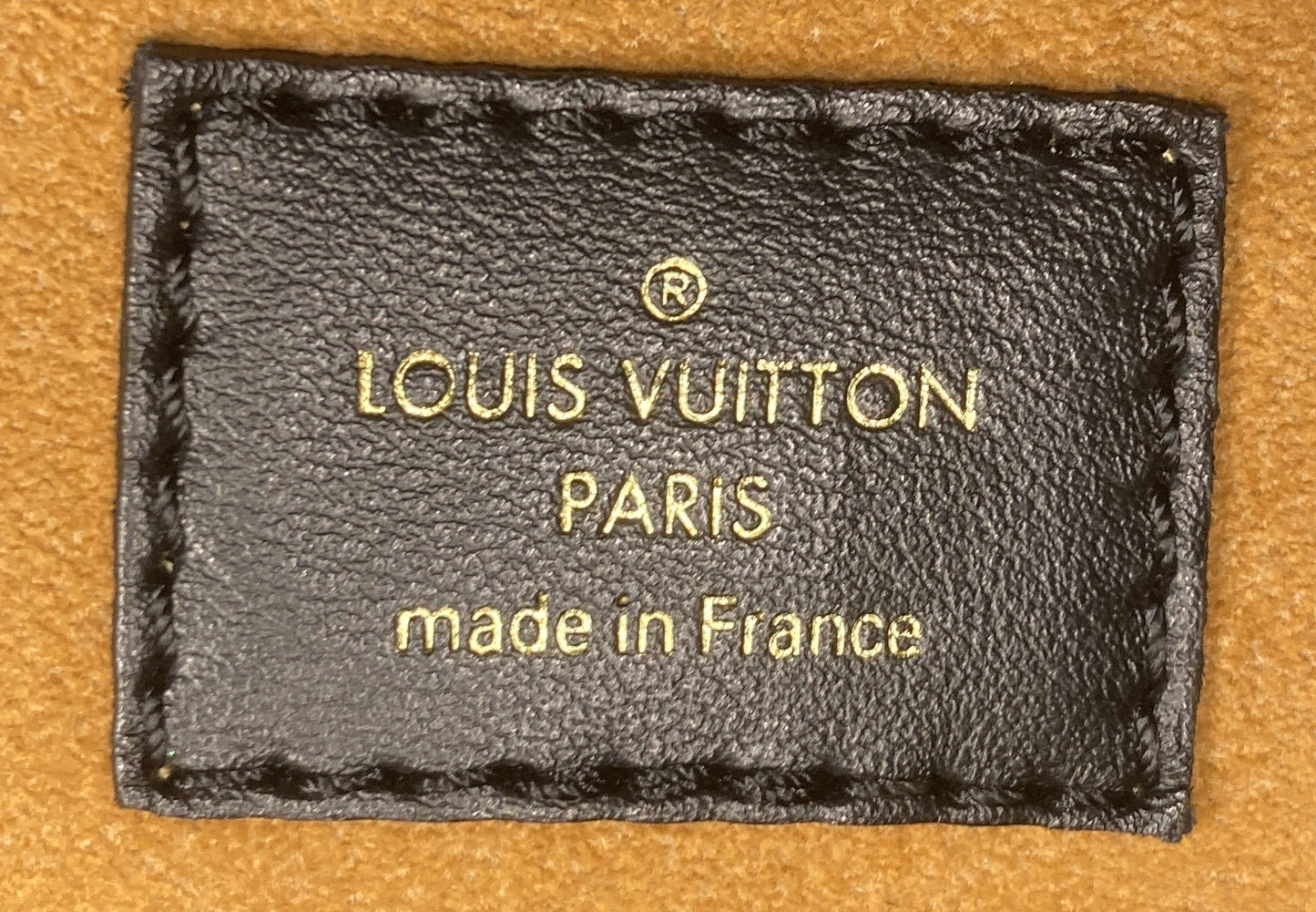 Louis Vuitton On My Side Tote Bag in Leather and Monogram Canvas, MM