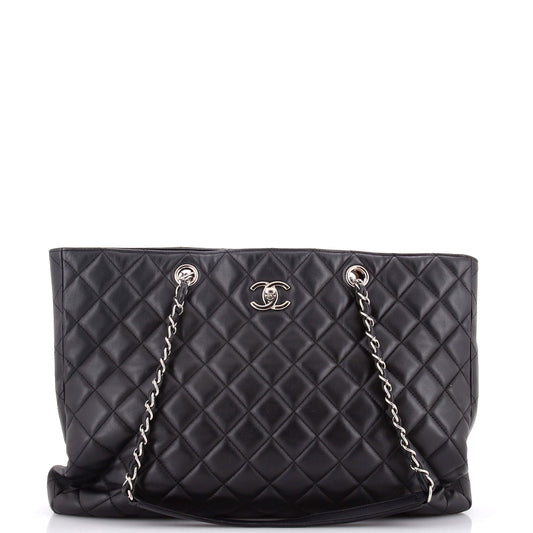 Chanel Classic CC Shopping Tote in Quilted Calfskin, Large