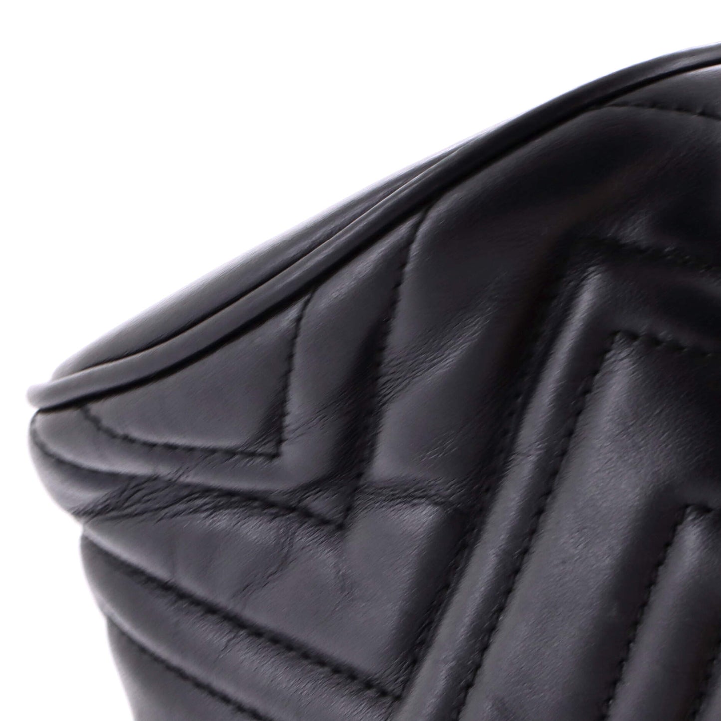 Gucci GG Marmont Mini Bucket Bag in Matelassé Leather