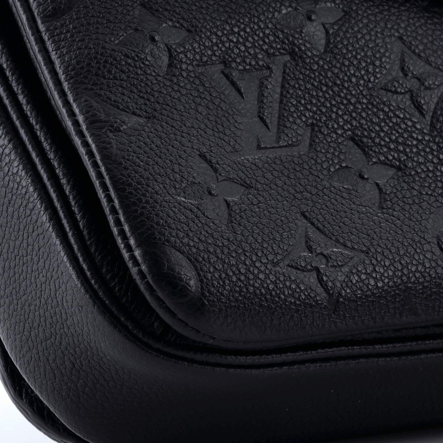 Louis Vuitton Pochette Metis Monogram Empreinte Leather