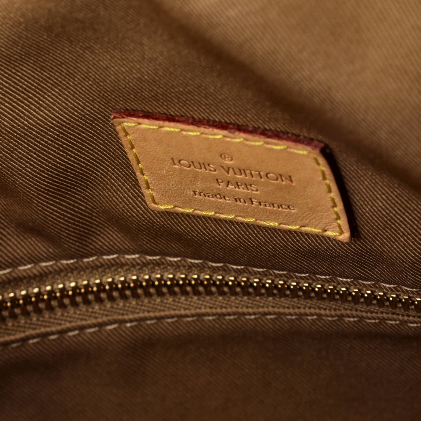Louis Vuitton Graceful Handbag Monogram Canvas MM