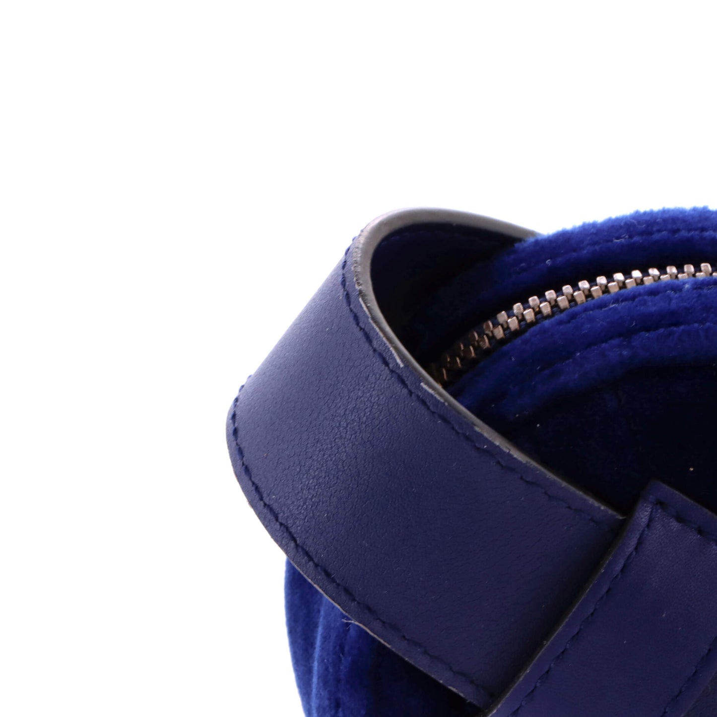 Gucci GG Marmont Belt Bag in Matelasse Velvet