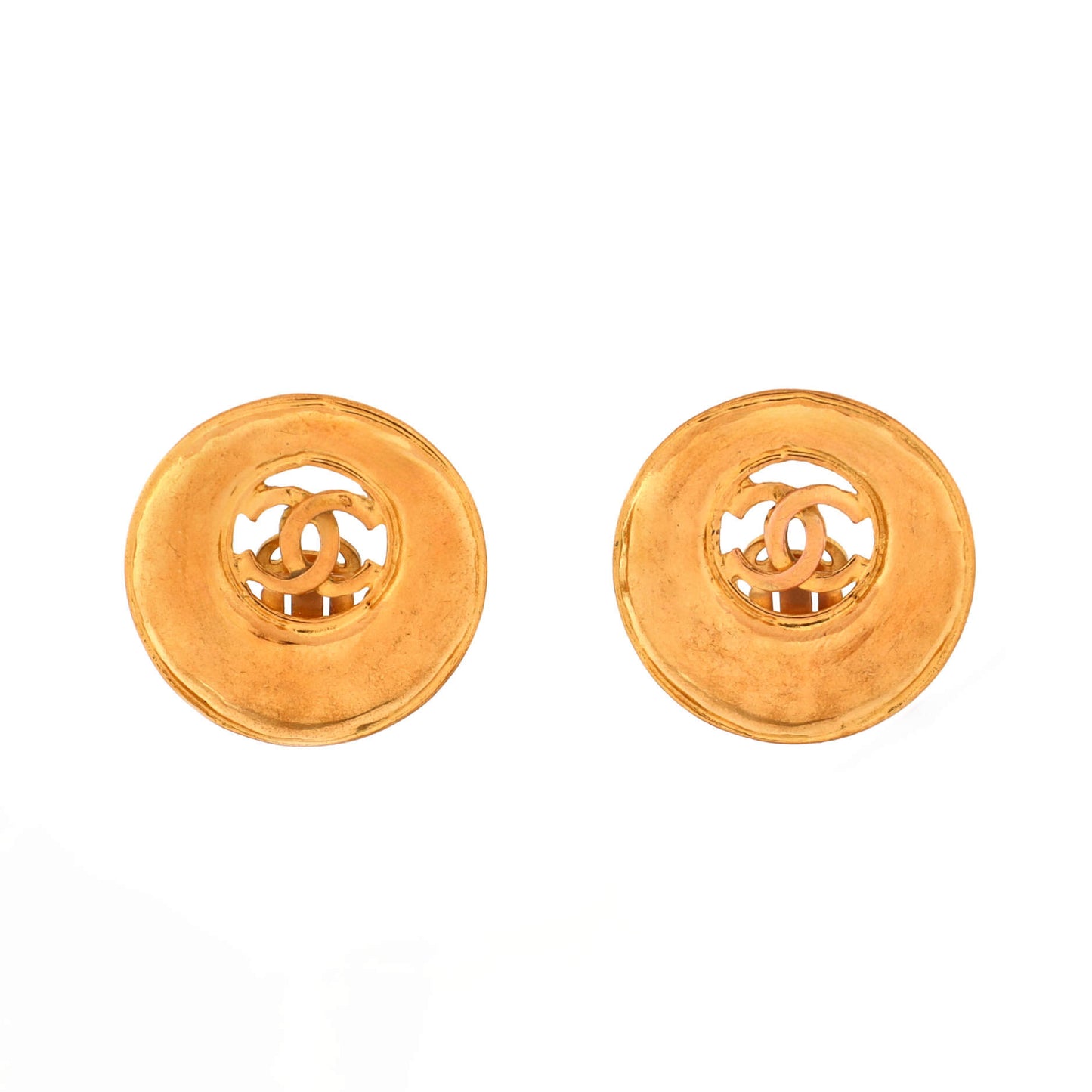 Chanel Vintage Cutout CC Clip-on Earrings in Metal