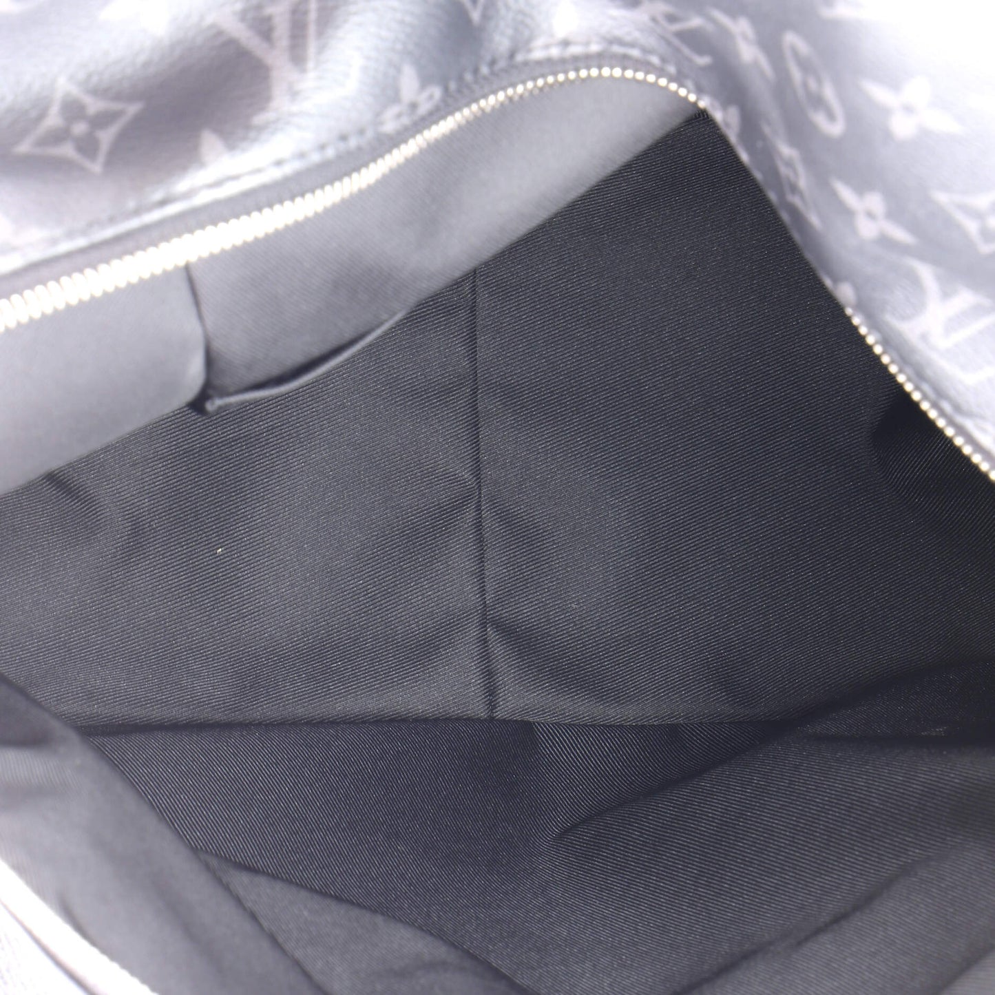 Louis Vuitton Discovery Backpack Monogram Taiga Rama PM