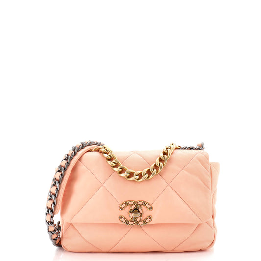 Chanel 19 flap bag in quilted leather, medium