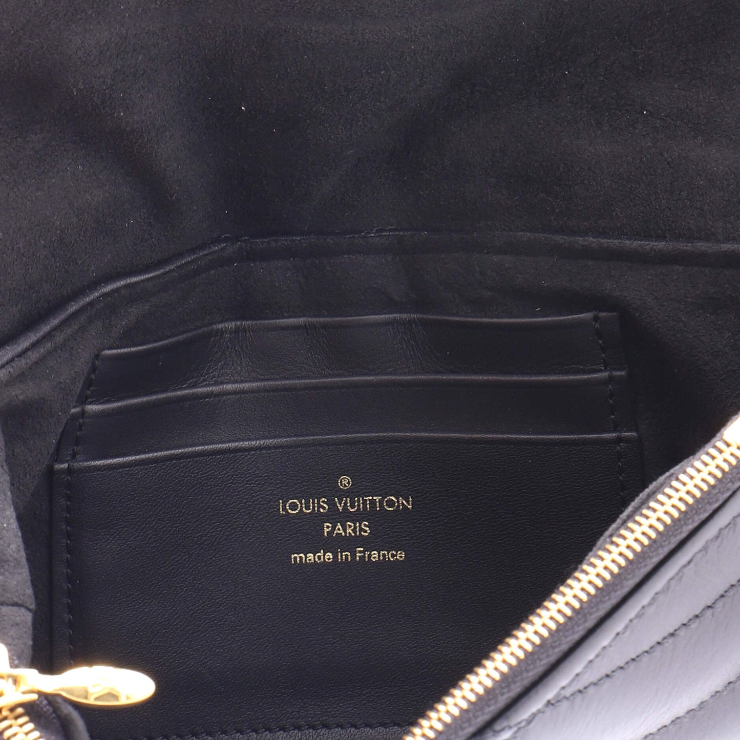 Louis Vuitton New Wave Chain Pochette in Quilted Leather