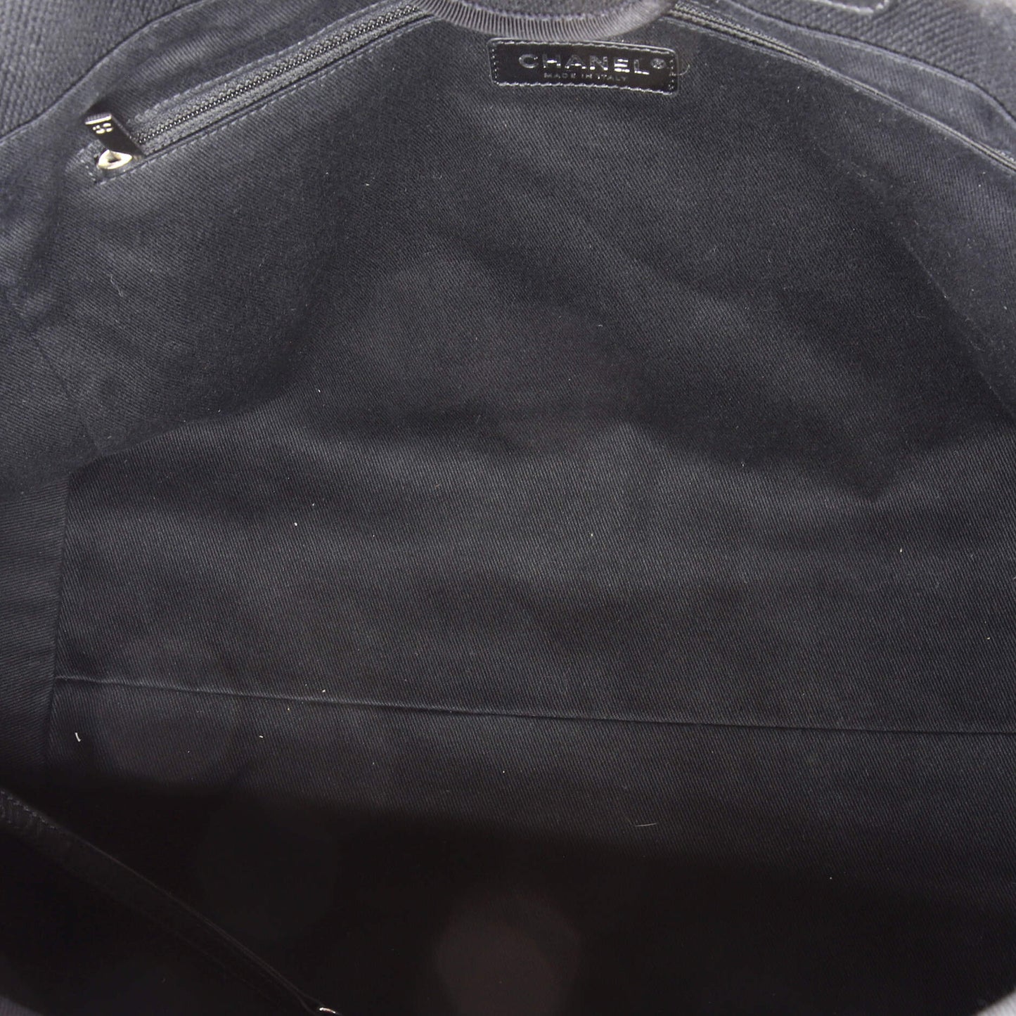Chanel Deauville medium tote bag in pearl-embellished canvas
