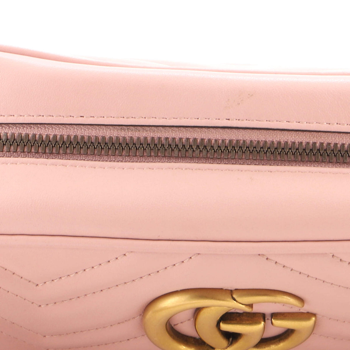 Gucci GG Marmont Shoulder Bag Matelasse Leather Small