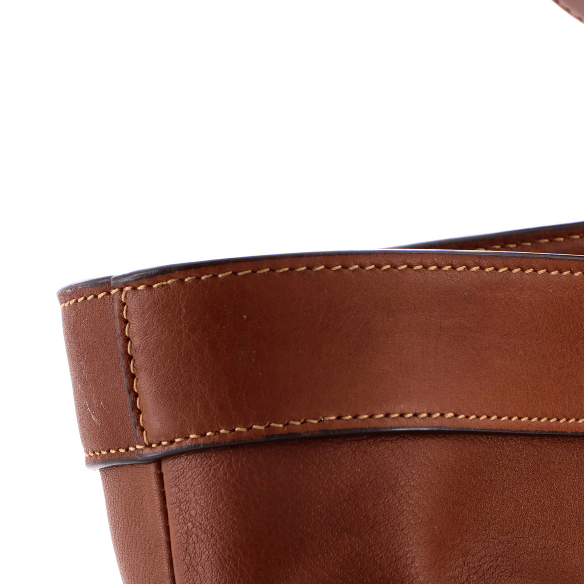 Saint Laurent Y Tote Leather Medium