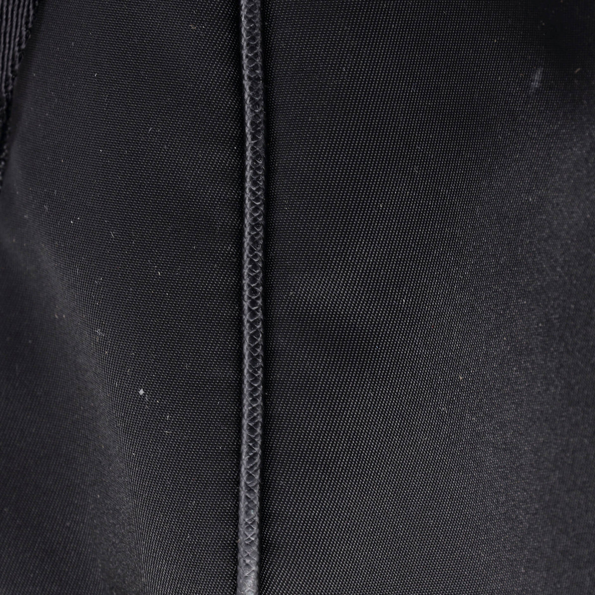 Prada Re-Edition 2005 Shoulder Bag Tessuto Small