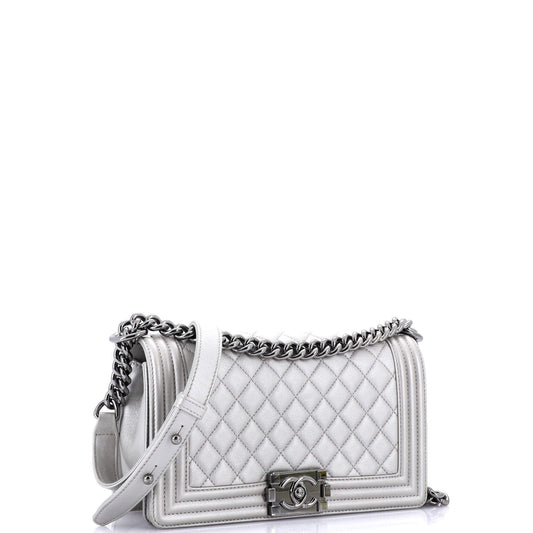 CHANELショルダーバッグ