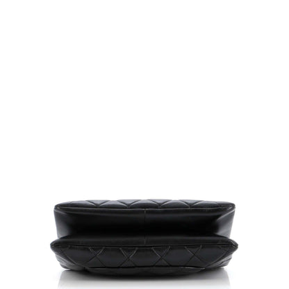 【未使用同様】CHANEL CCトレンディ ラムスキン