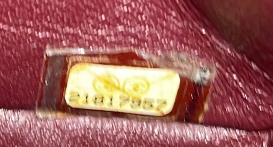 CHANELキャビアスキン