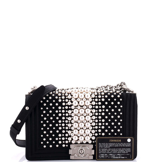 CHANELボーイショルダーバッグ