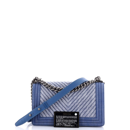 CHANELボーイ シェブロンデニム