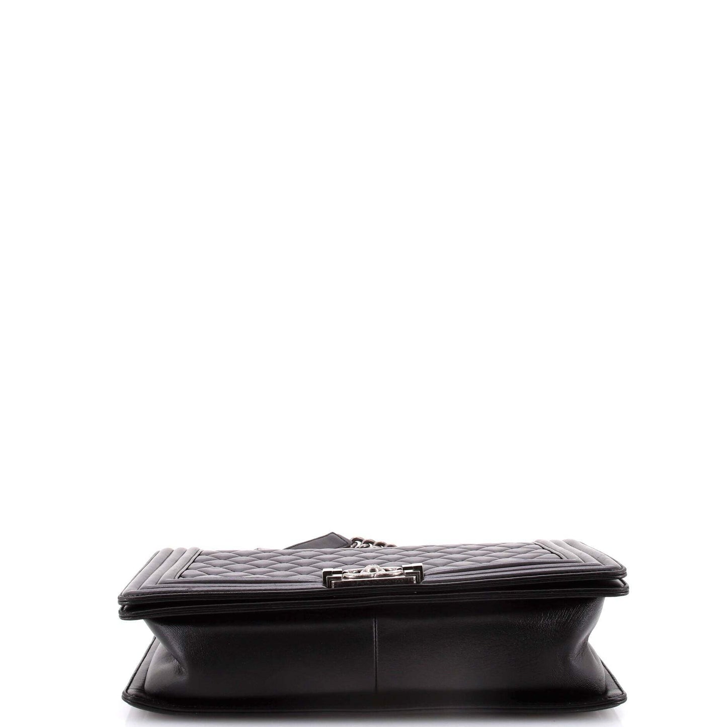 CHANEL シャネルボーイ ニューミディアム