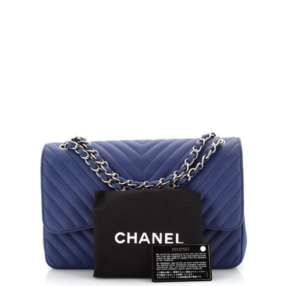 CHANELキャビアスキン シェブロン