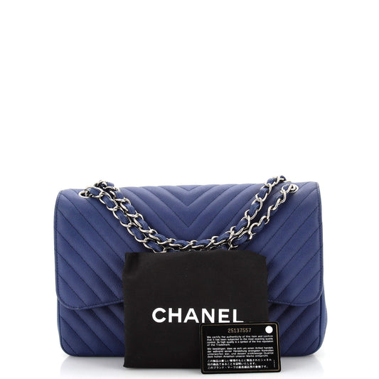 CHANELキャビアスキン シェブロン