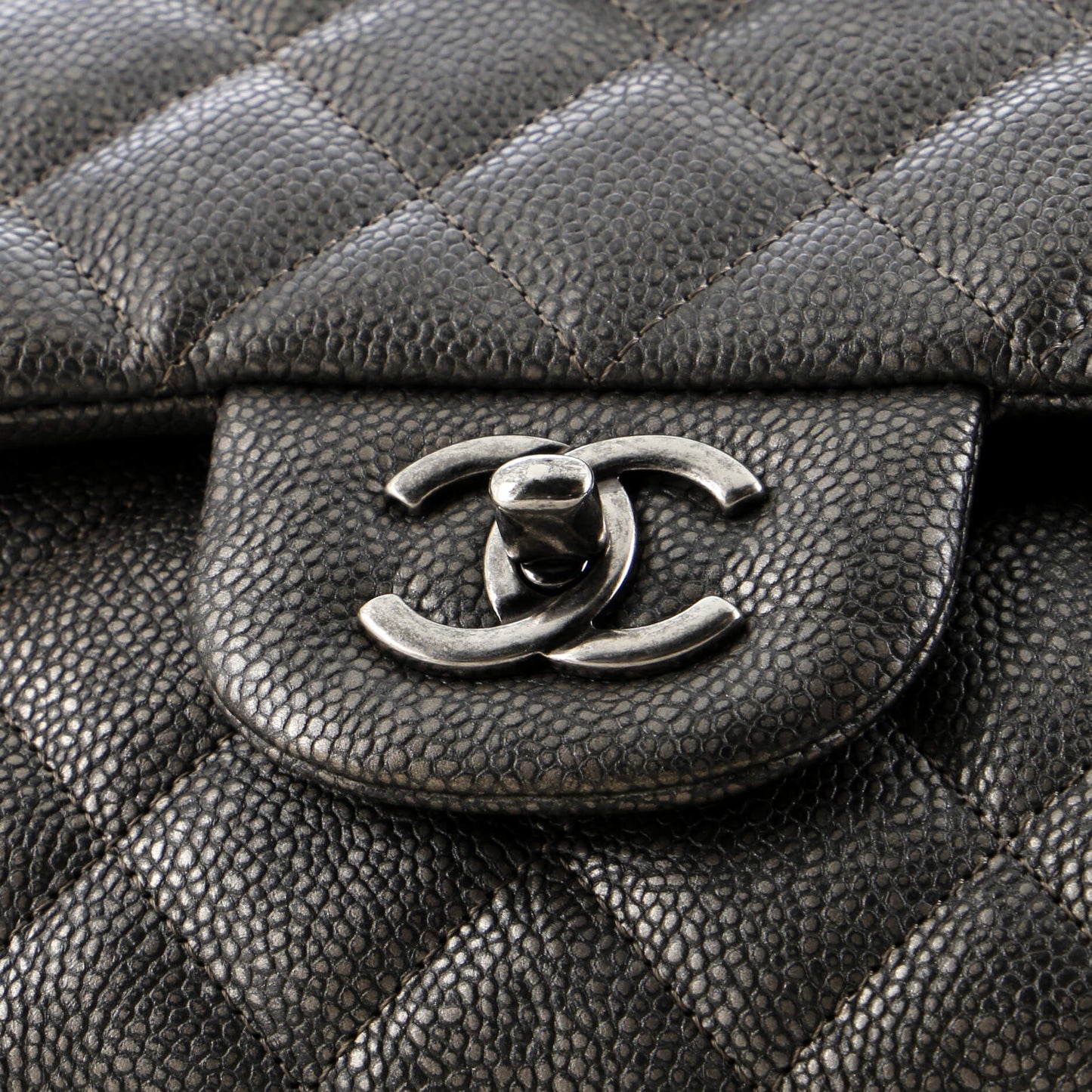 CHANELダブルフラップバッグ