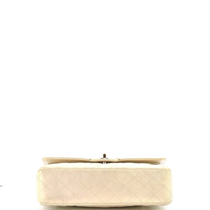 CHANEL イリディセントダブルフラップ