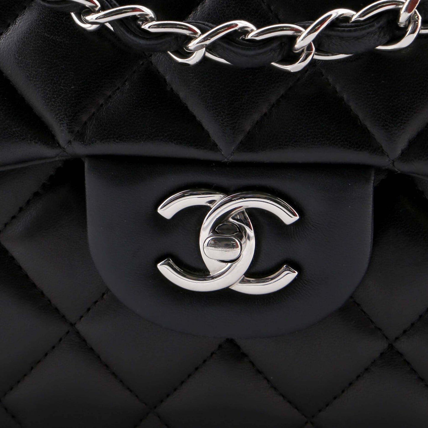 CHANELショルダーバッグ