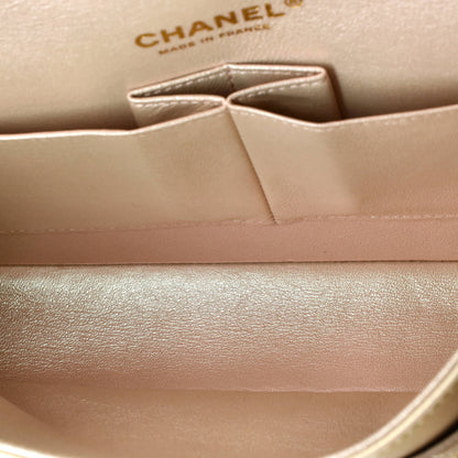 CHANEL イリディセントダブルフラップ