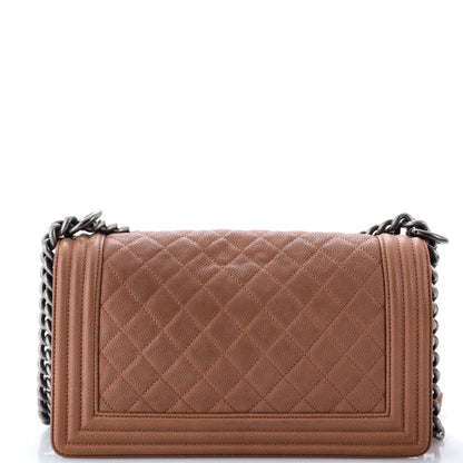 CHANELボーイ キャビアスキン OM