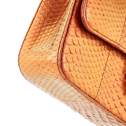 シャネル ミディアム ダブルフラップ リーダー