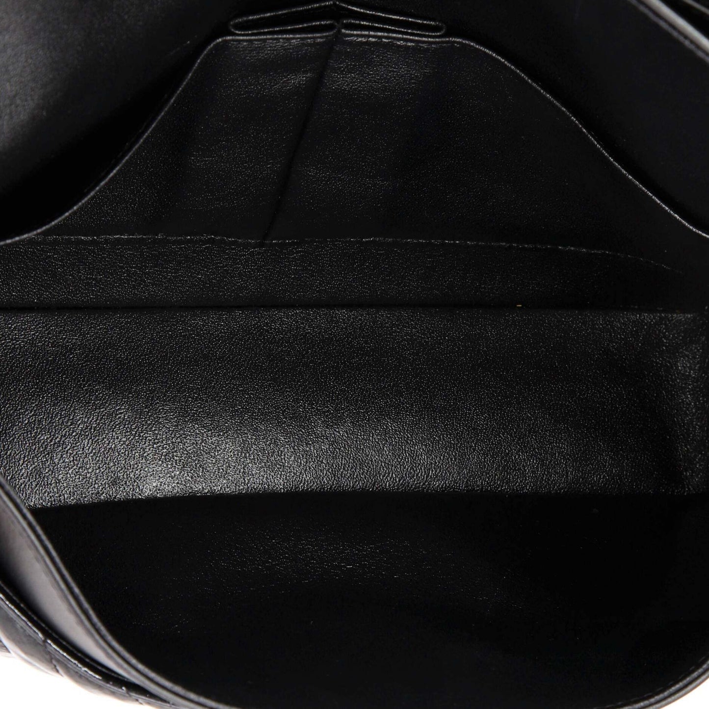 シャネル限定品ソーブラック