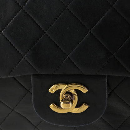 シャネル ダブルフラップ ラムスキン
