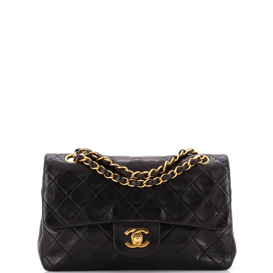 CHANELスモール ラムスキン