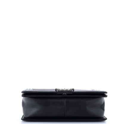 CHANELボーイ シェブロン ラムスキン